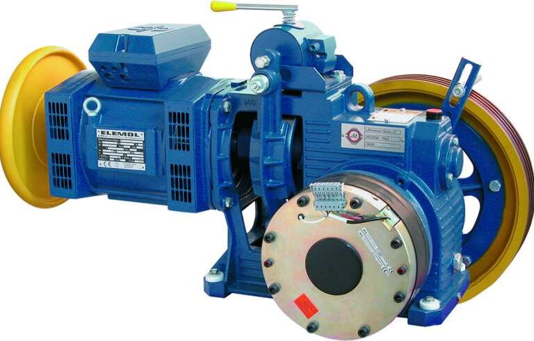 مقایسه موتور گیربکس و گیرلس آسانسور