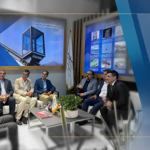 حضور محترم رییس و اعضاى سنديكای آسانسور در غرفه الماس آسانسور